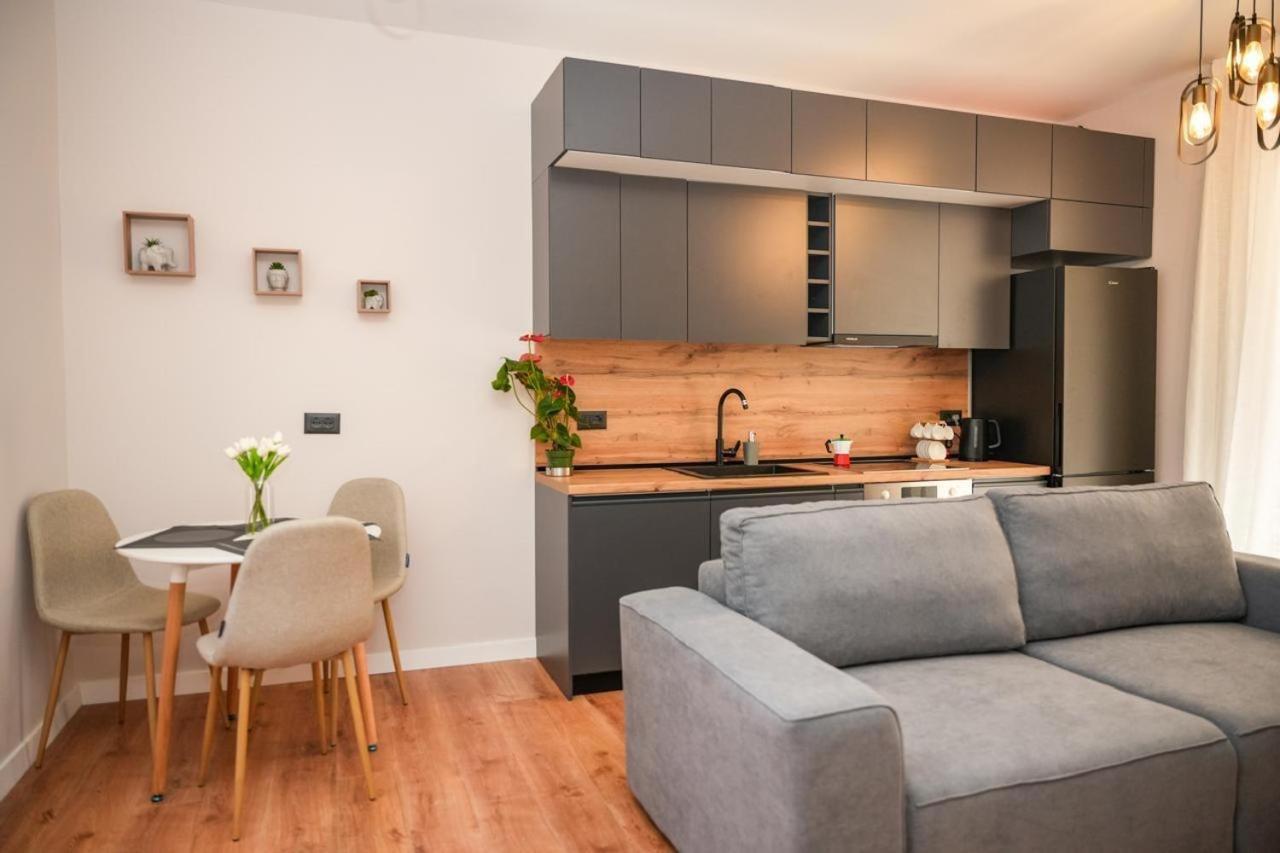 Bougainvilla Apartments Тирана Экстерьер фото